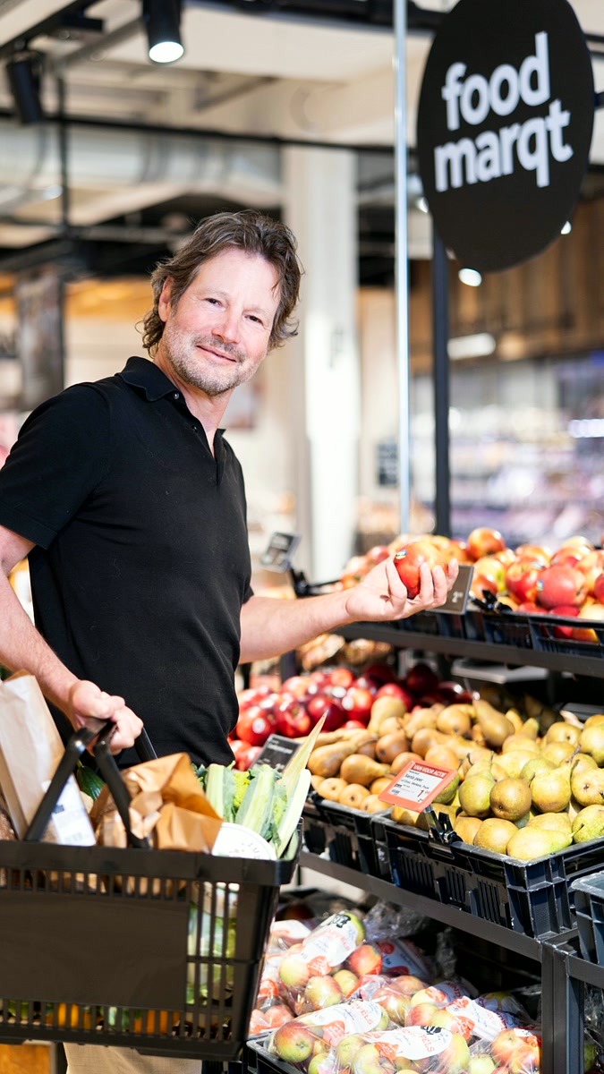 Maurice at the market